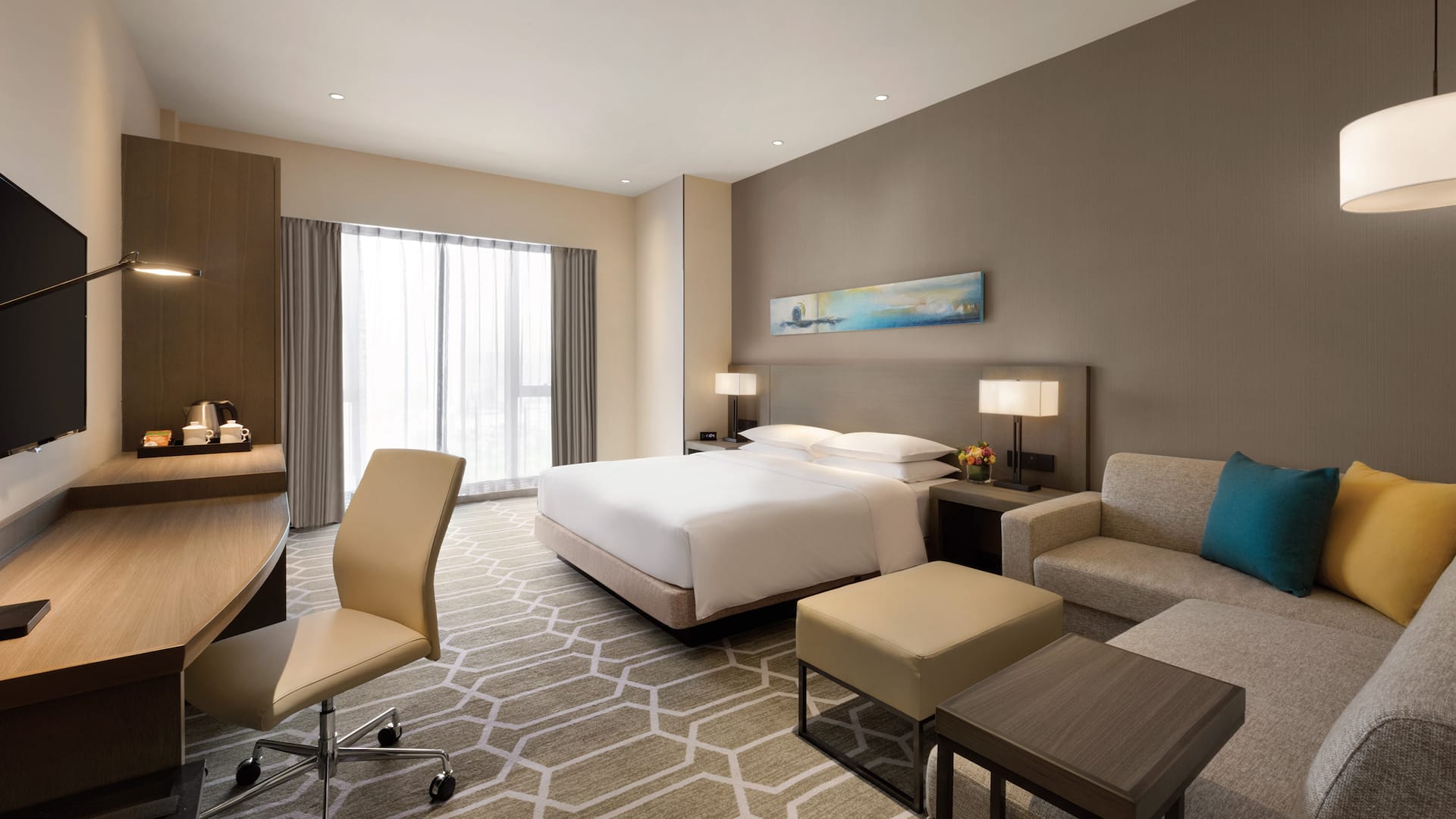 Hyatt Place Zhuhai Jinshi One King Standard Guestroom