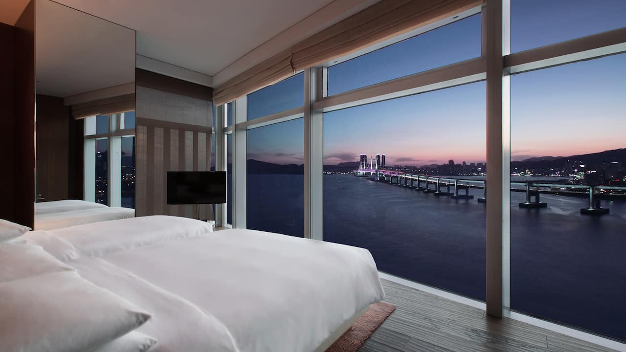 Busan Hotel Suite Bedroom Sunset