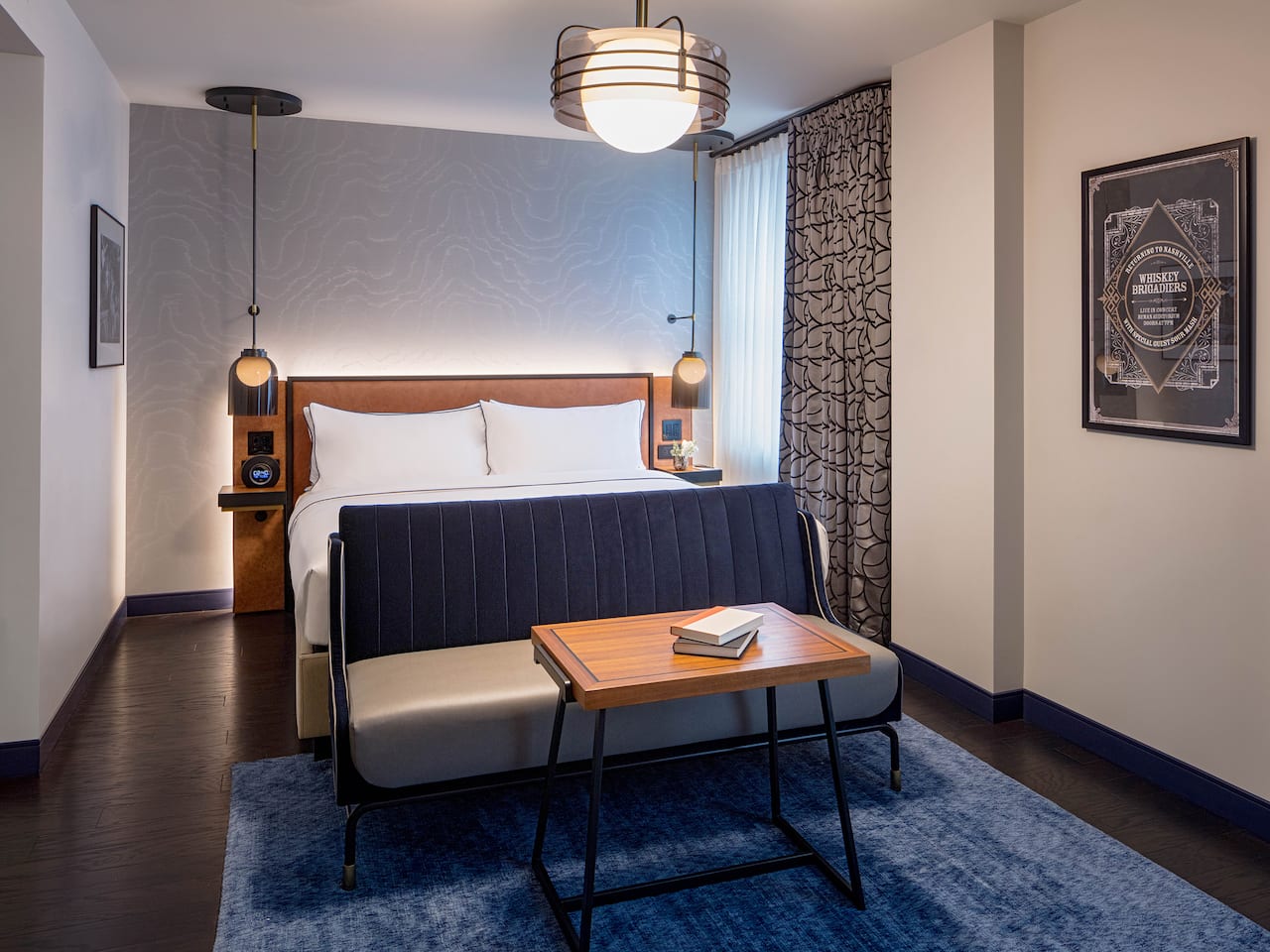 Holston House Nashville Deluxe King