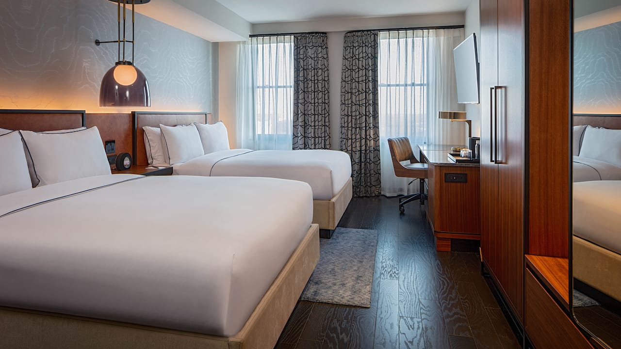 Hotel Rooms in Nashville | Holston House Nashville Hyatt