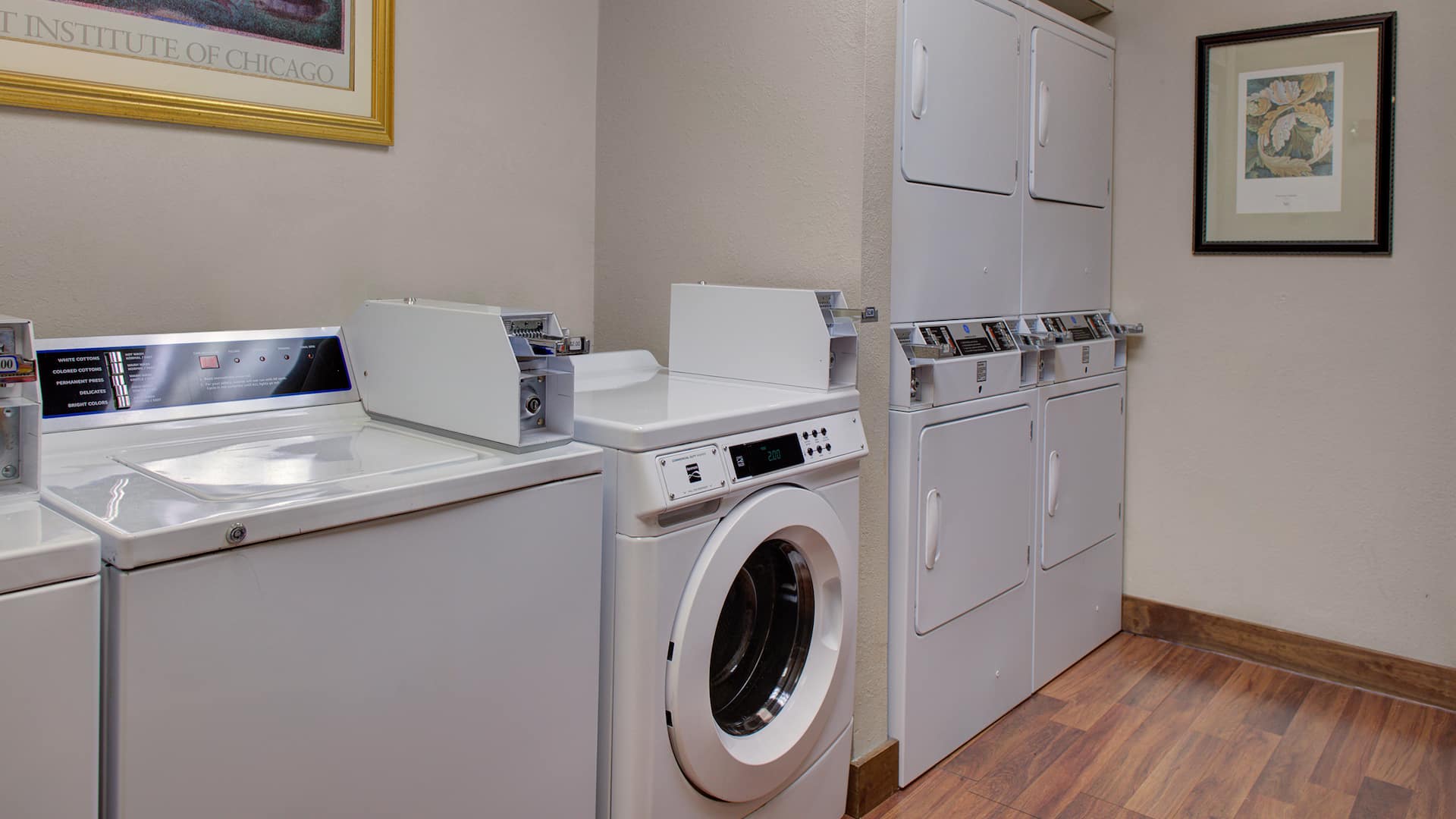 Hyatt House Boston/Burlington Laundry