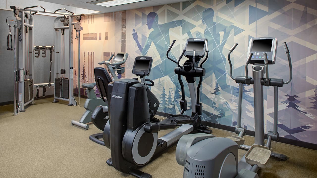 Hotel near Parsippany 24/7 fitness center with elliptical and cable machines at Hyatt House Parsippany / Whippany 