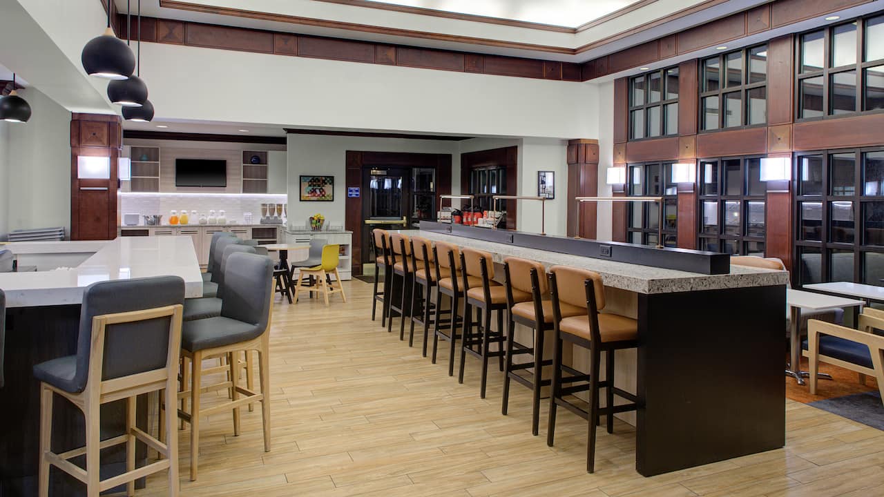Whippany, NJ hotel seating area at Hyatt House Parsippany / Whippany