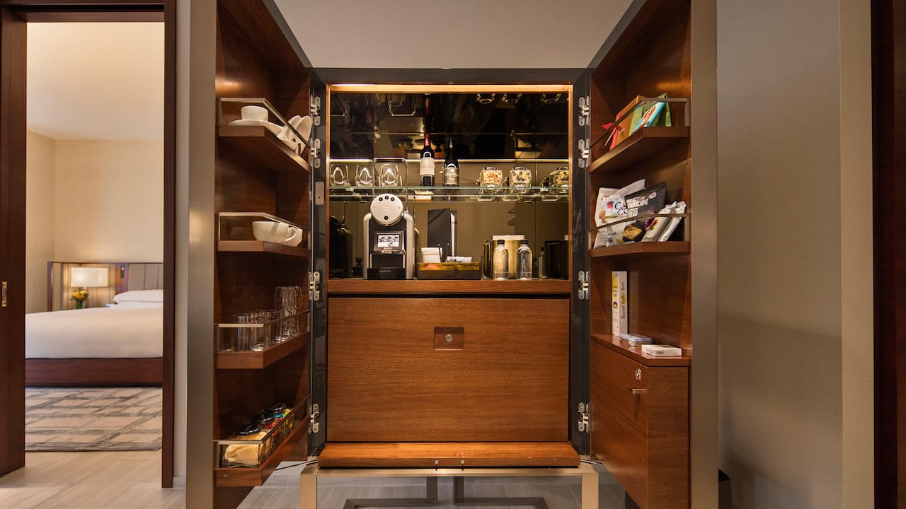 Personal Bar