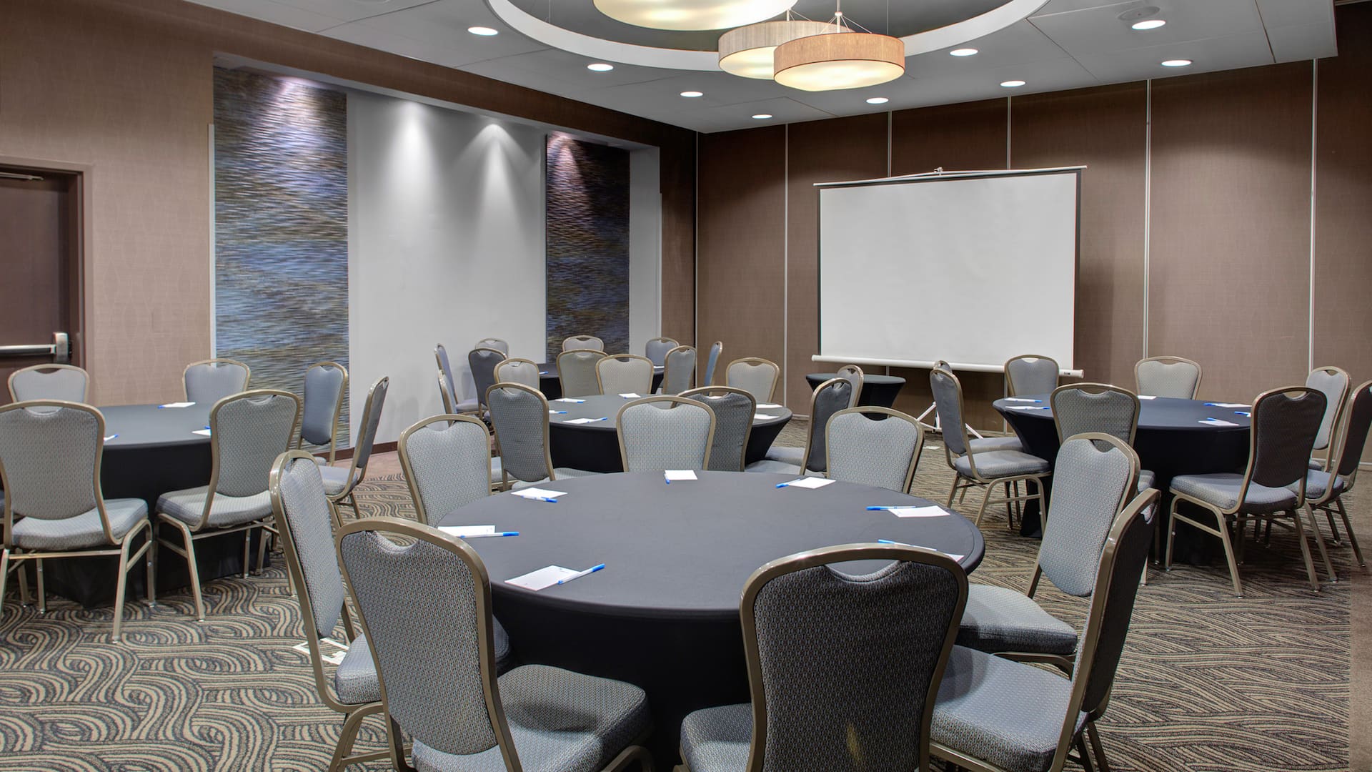 5 of 8 Hyatt House Richmond / Short Pump Meeting