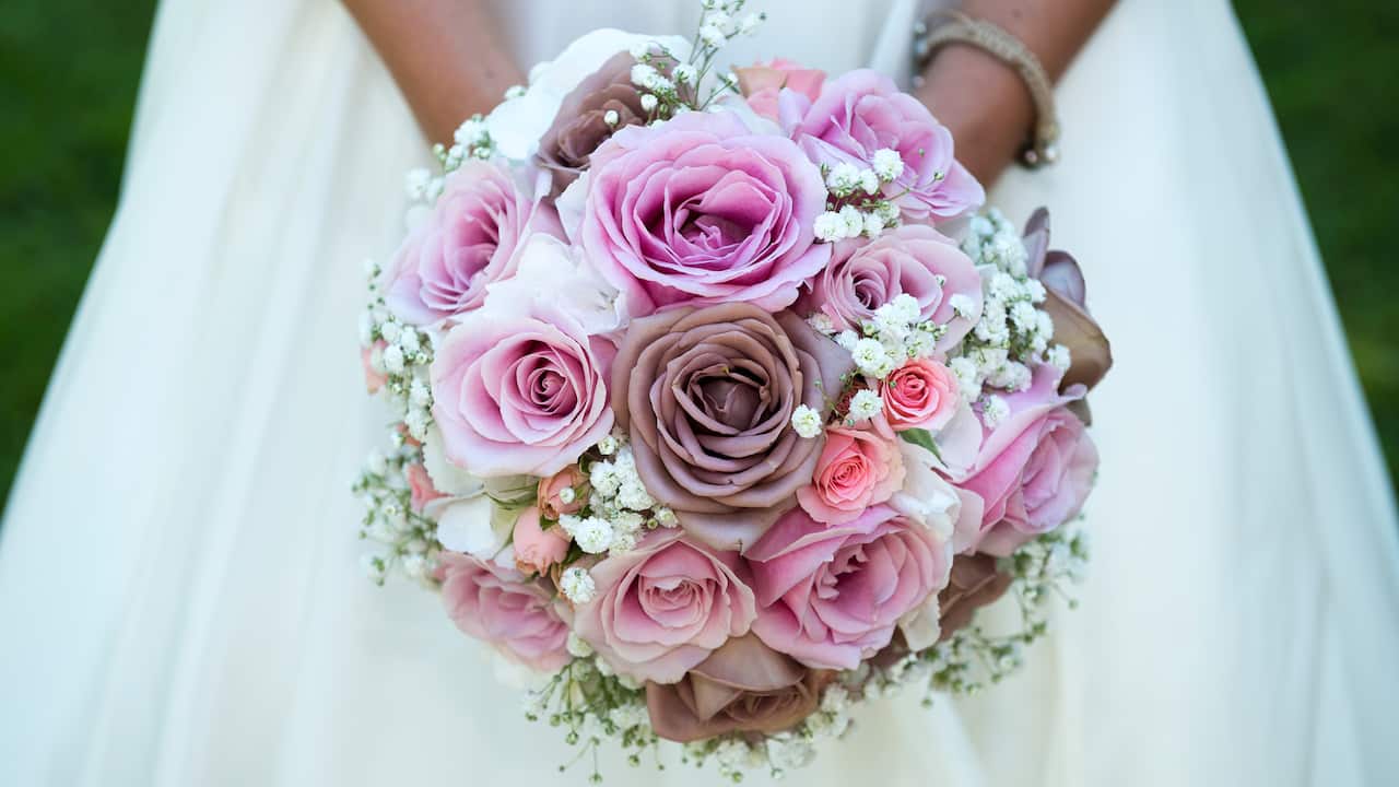 Bouquet de fleurs – Mariage à l'Hôtel Hyatt Regency Paris Étoile