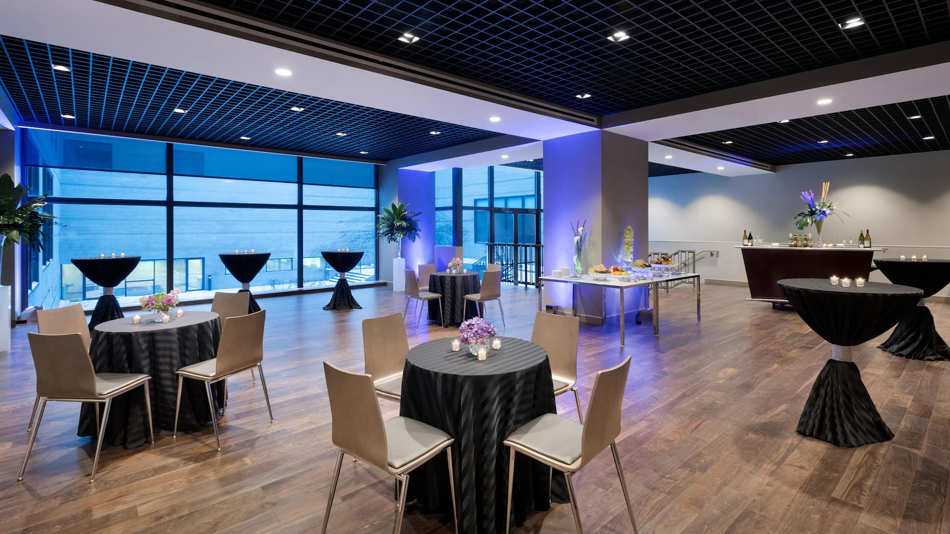 Hyatt Regency Schaumburg, Chicago Reception