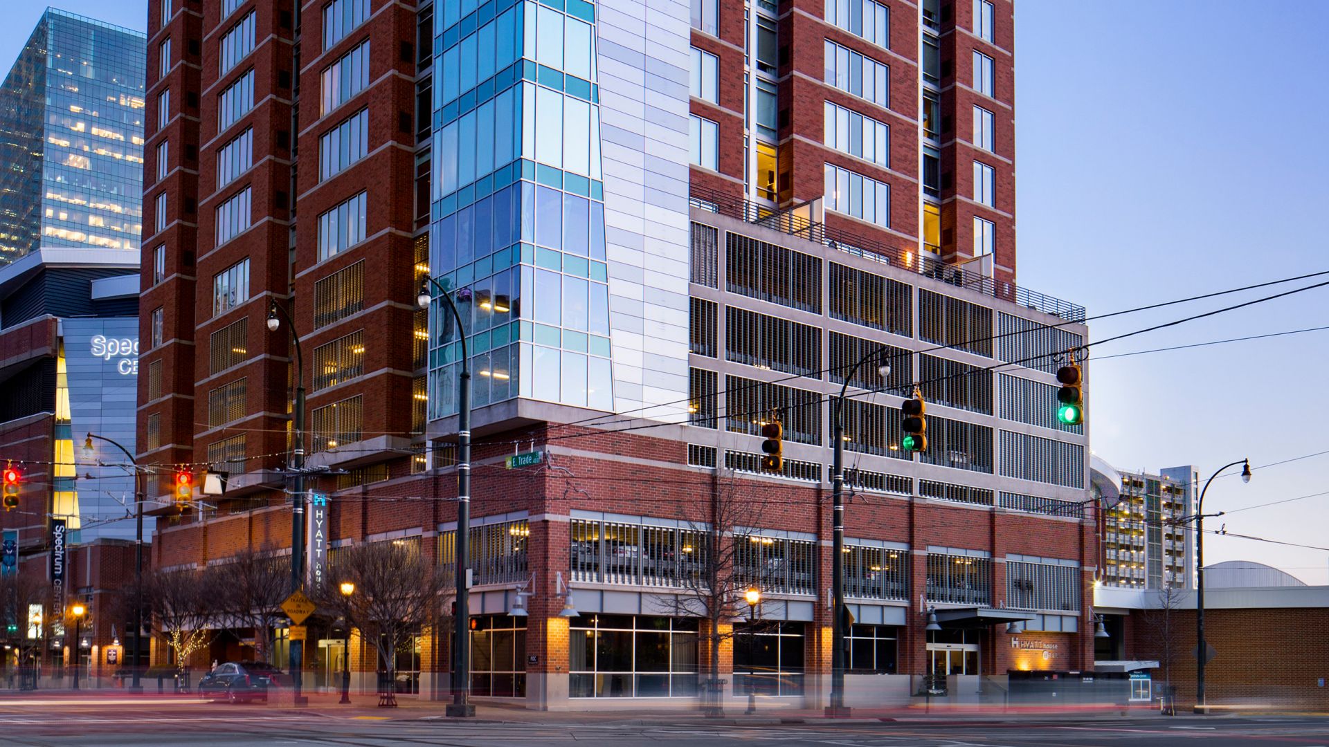 Residential Hotel Hyatt House Charlotte Center City   Hyatt House Charlotte Center City P029 Exterior.16x9.adapt.1920.1080 