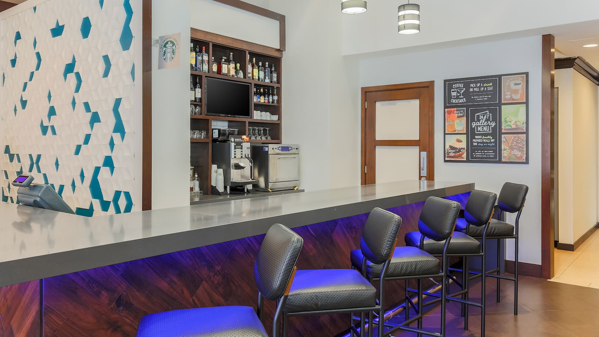 Hyatt Place Dallas/Grapevine Hotel Bar