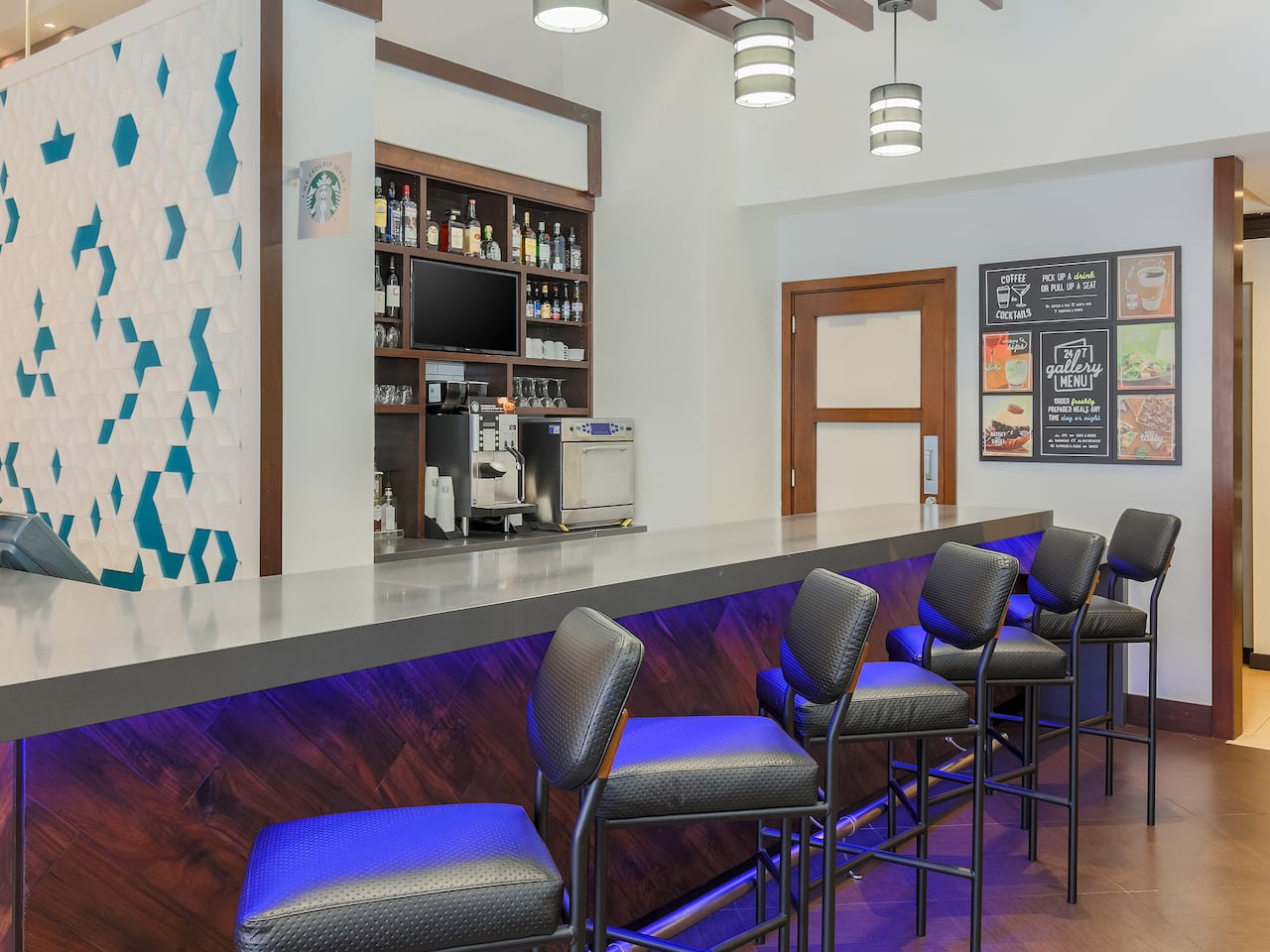 Hotel Bar