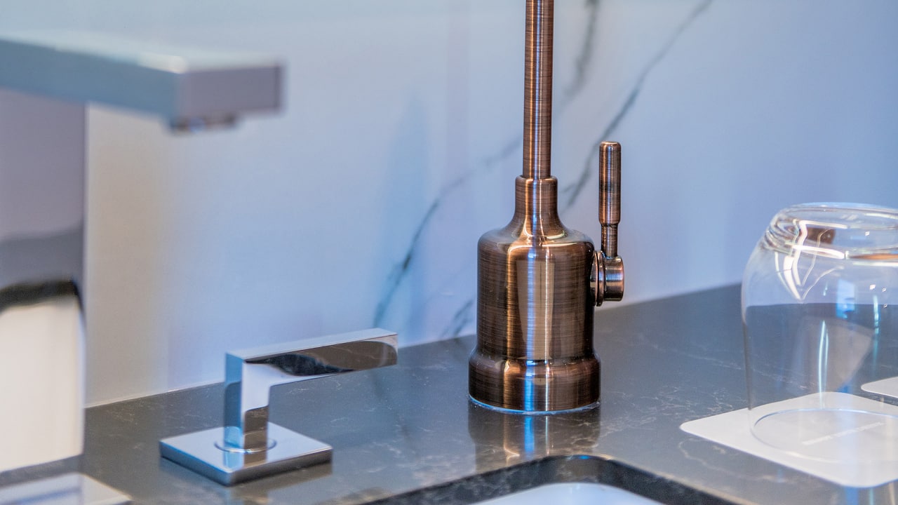 Built-in Filtered Water Tap