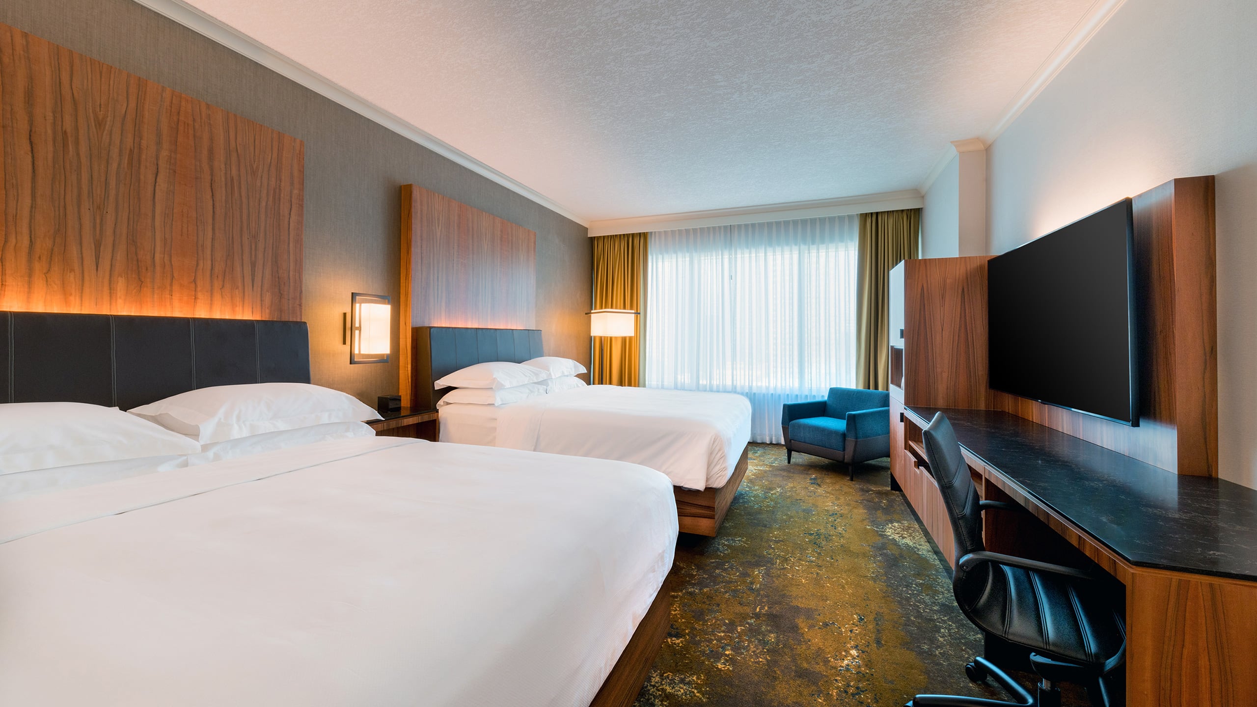 Hyatt Regency Calgary Two Queen Beds