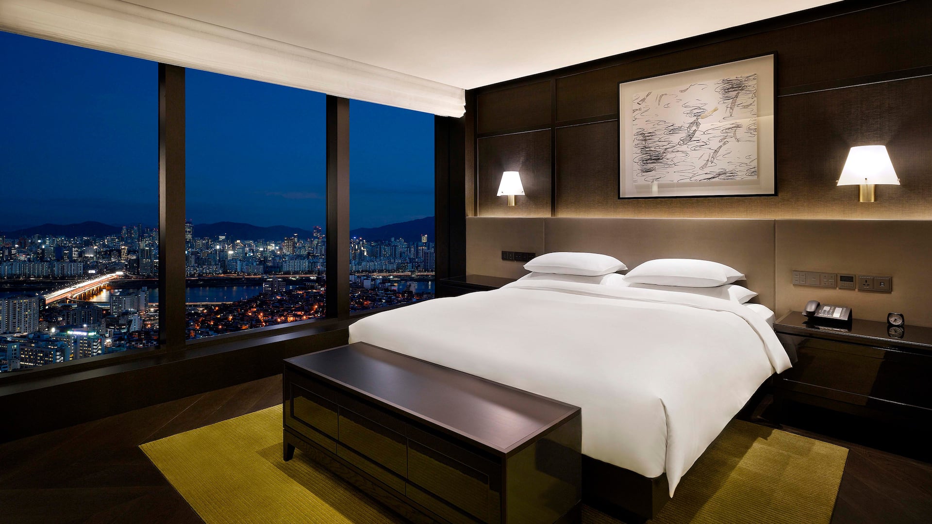 2 of 5 Grand Hyatt Seoul – Grand Executive Suite - Premium Suite with Spectacular Views of the Seoul Skyline