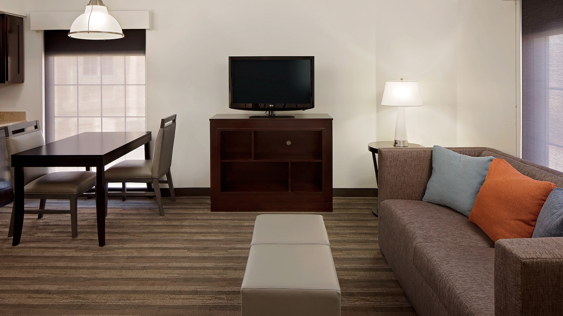 Hyatt House Dallas/Addison Suite Living Room
