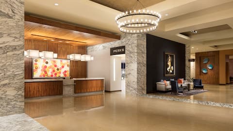 Downtown San Antonio Luxury Hotels | Grand Hyatt San Antonio River Walk