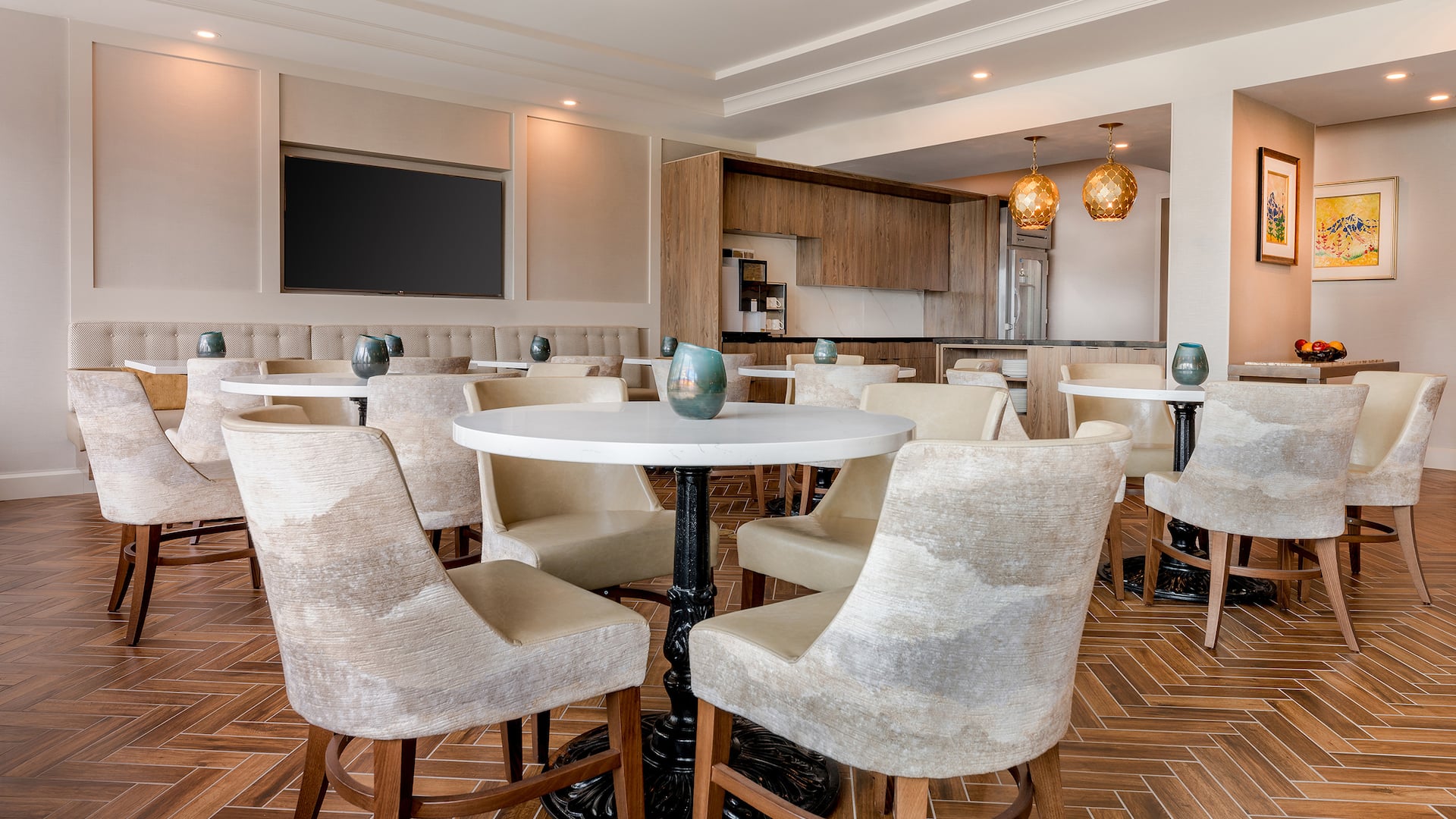 Hyatt Regency Calgary Lounge