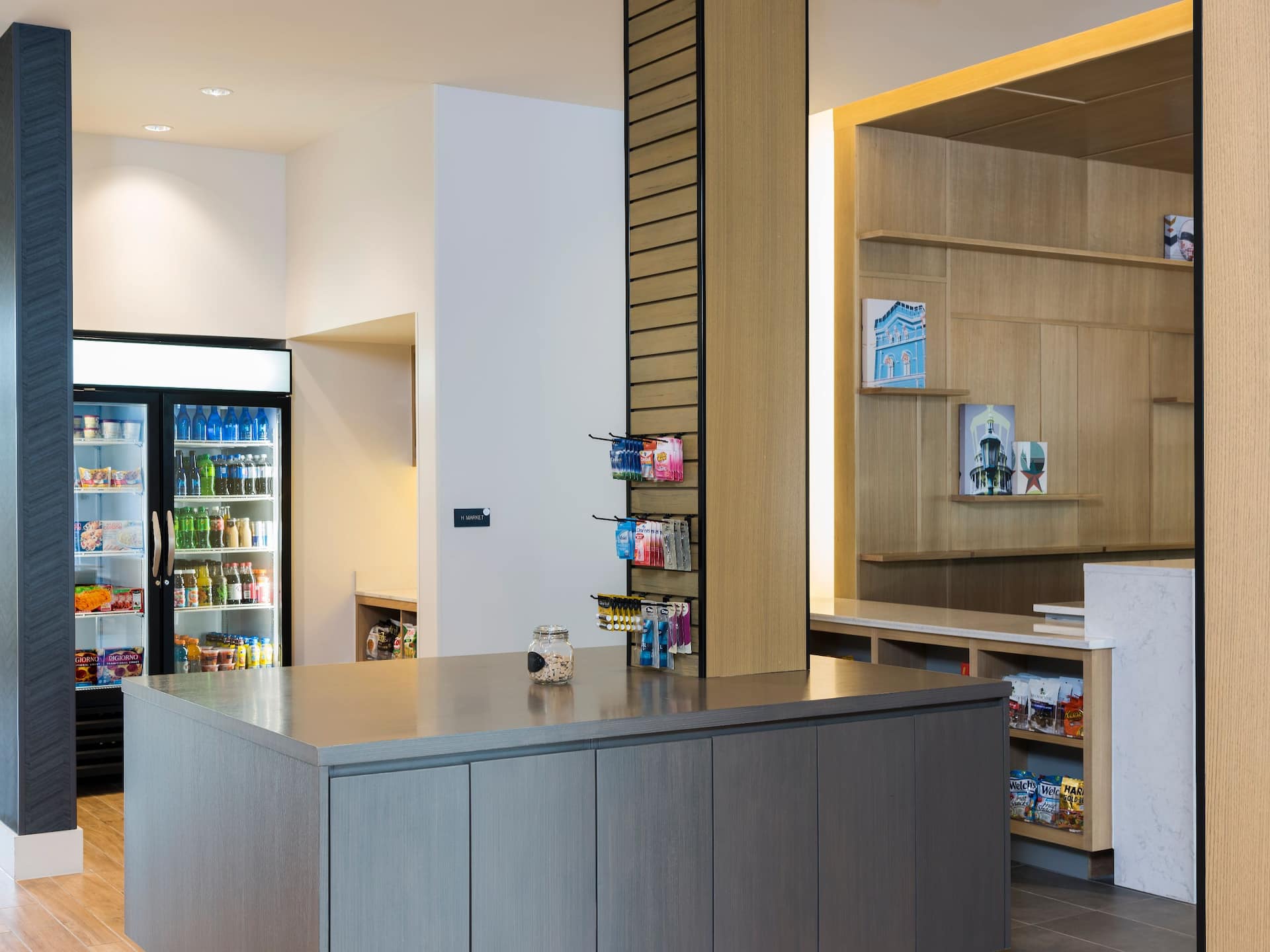 Hyatt House Austin/Downtown Gallery