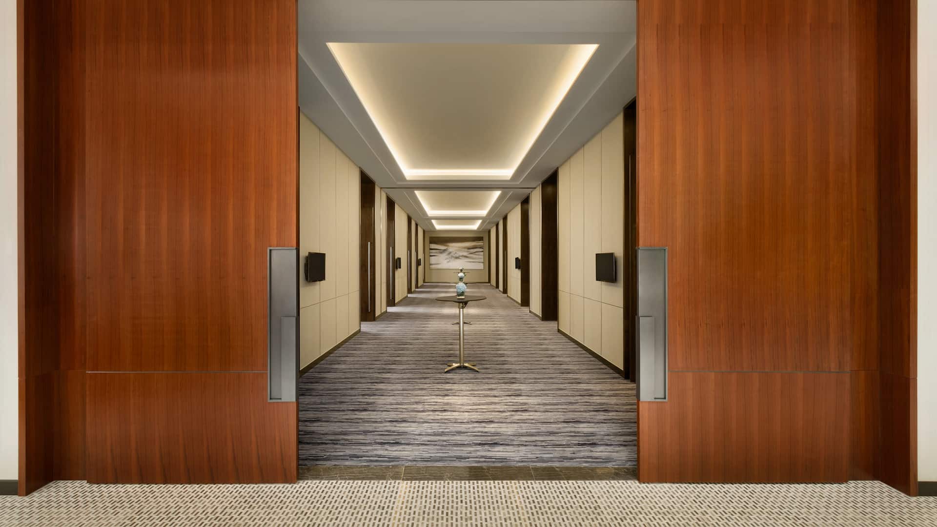 Hyatt House Shanghai New Hongqiao Meeting Place Foyer