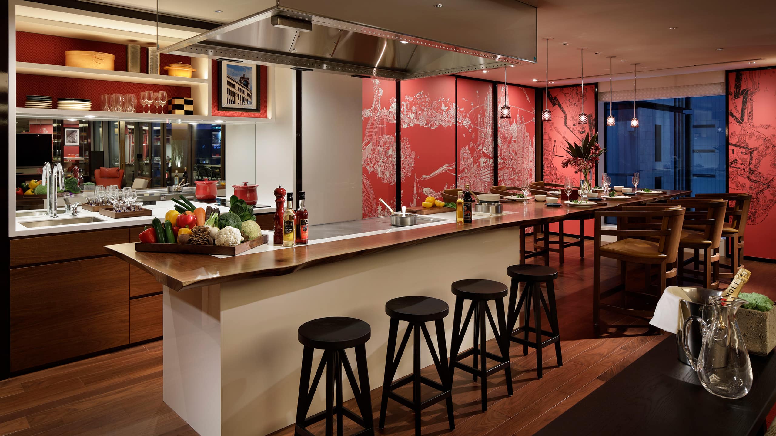 Hyatt Centric Ginza Tokyo Namiki Suite Kitchen