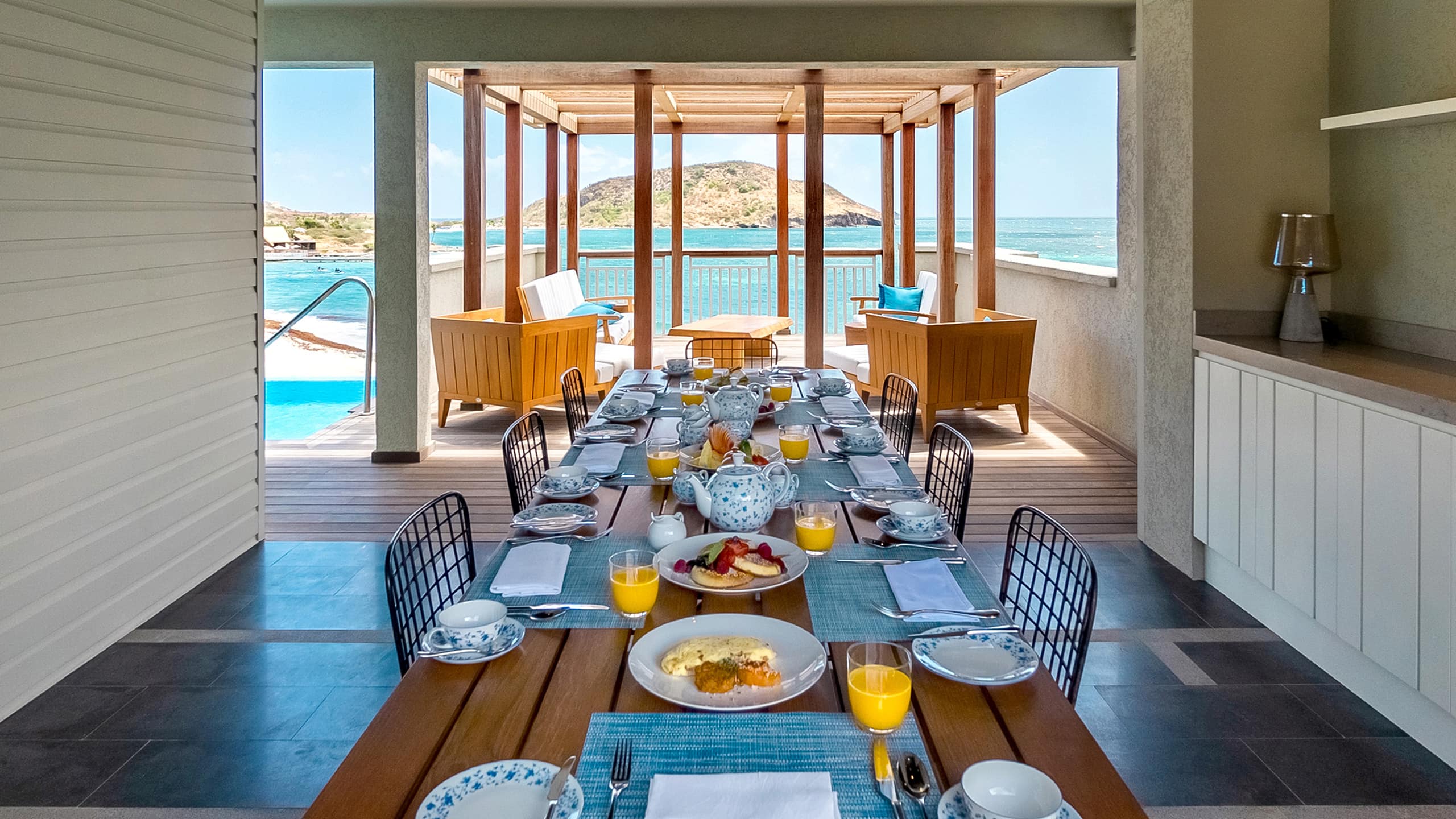 5 von 6 Park Hyatt St. Kitts Christophe Harbour Penthouse Afternoon Tea