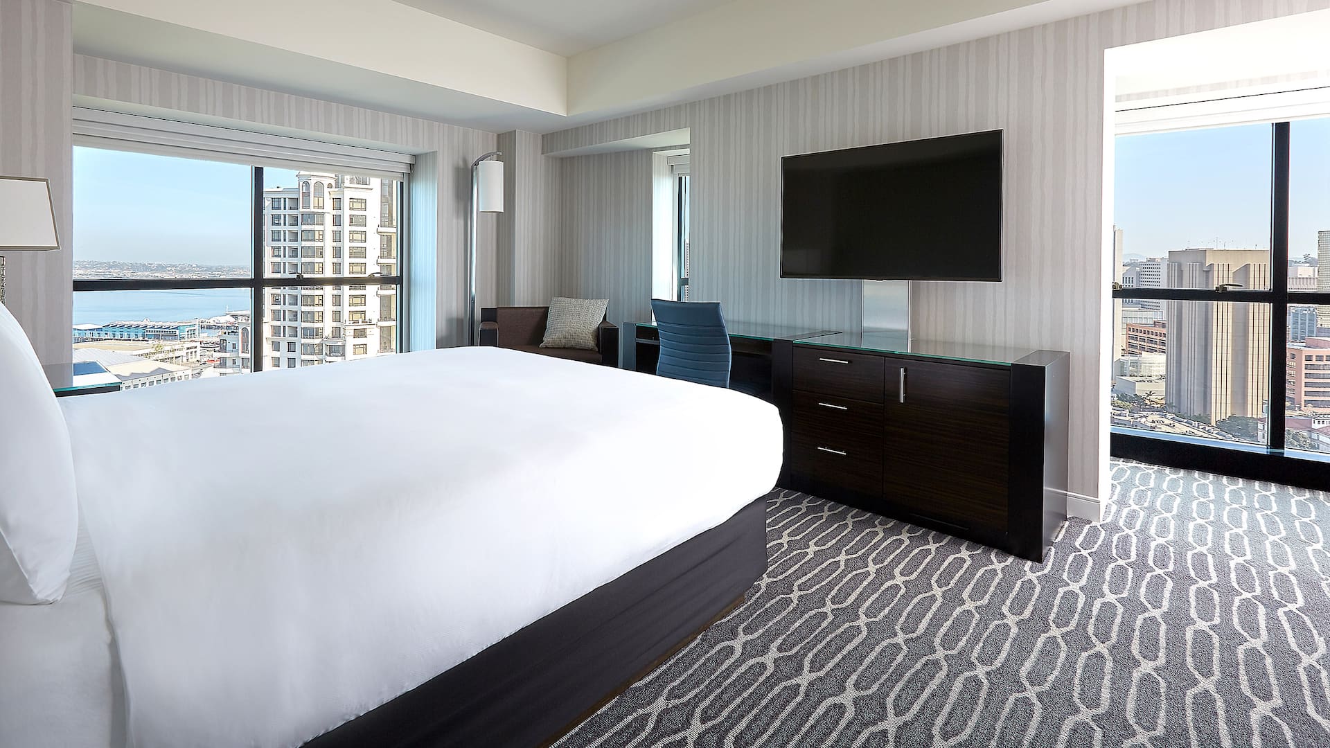 Hotel Photos | Manchester Grand Hyatt San Diego