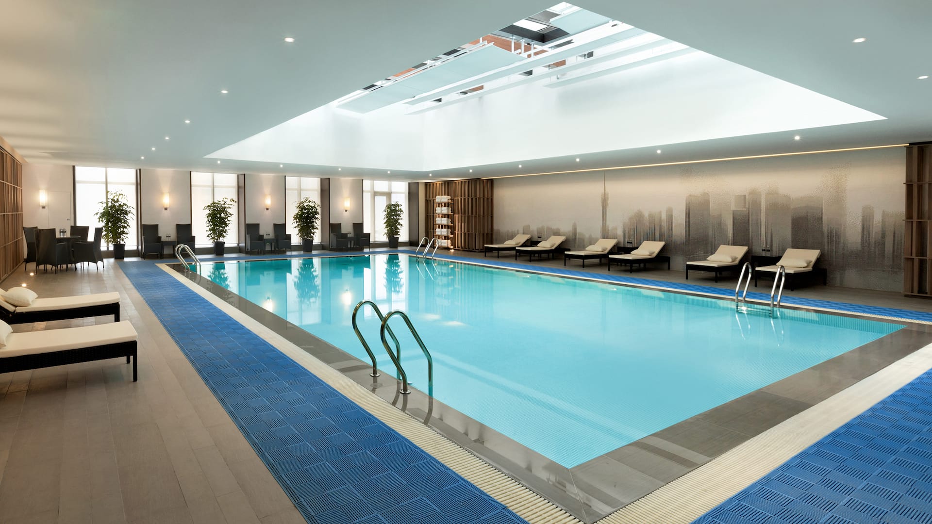 Hyatt Place Shanghai New Hongqiao Pool