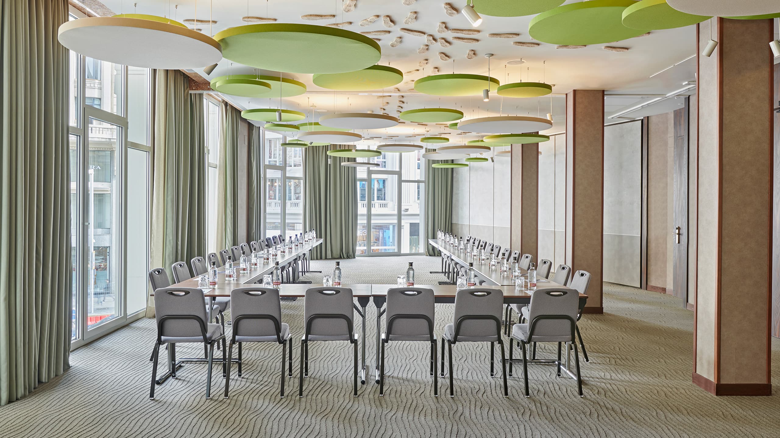 Hyatt Centric Gran Via Madrid U Shape