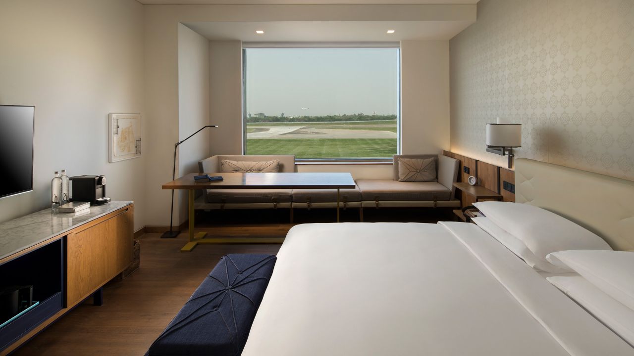 5 Star Luxury in Aerocity, Rooms & Suites Andaz Delhi
