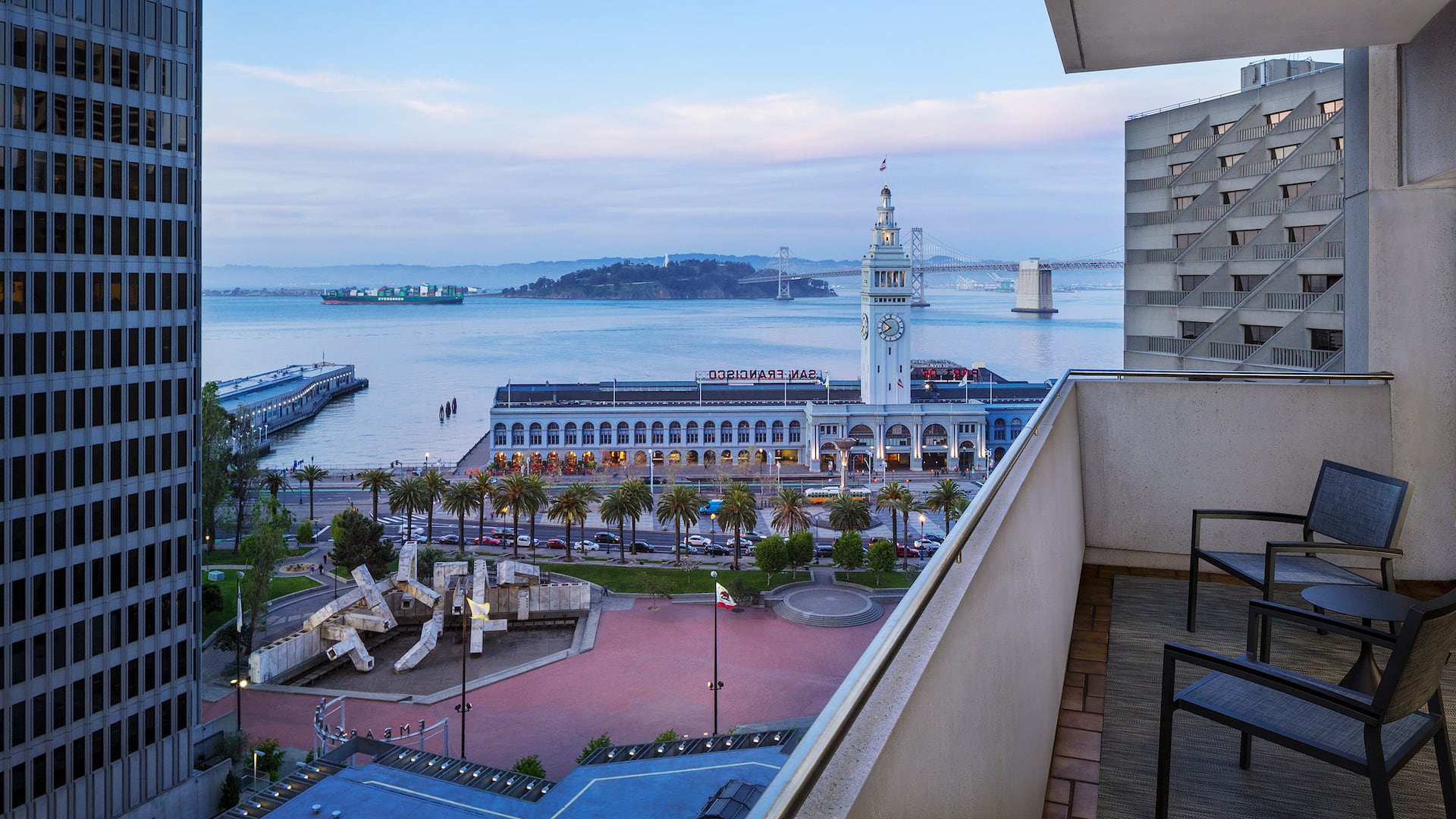 2 de 3 Hyatt Regency San Francisco Balcony Suite
