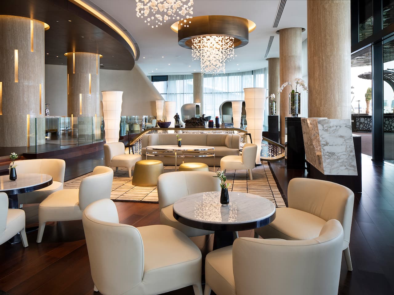 Pearl Lounge at Grand Hyatt Abu Dhabi