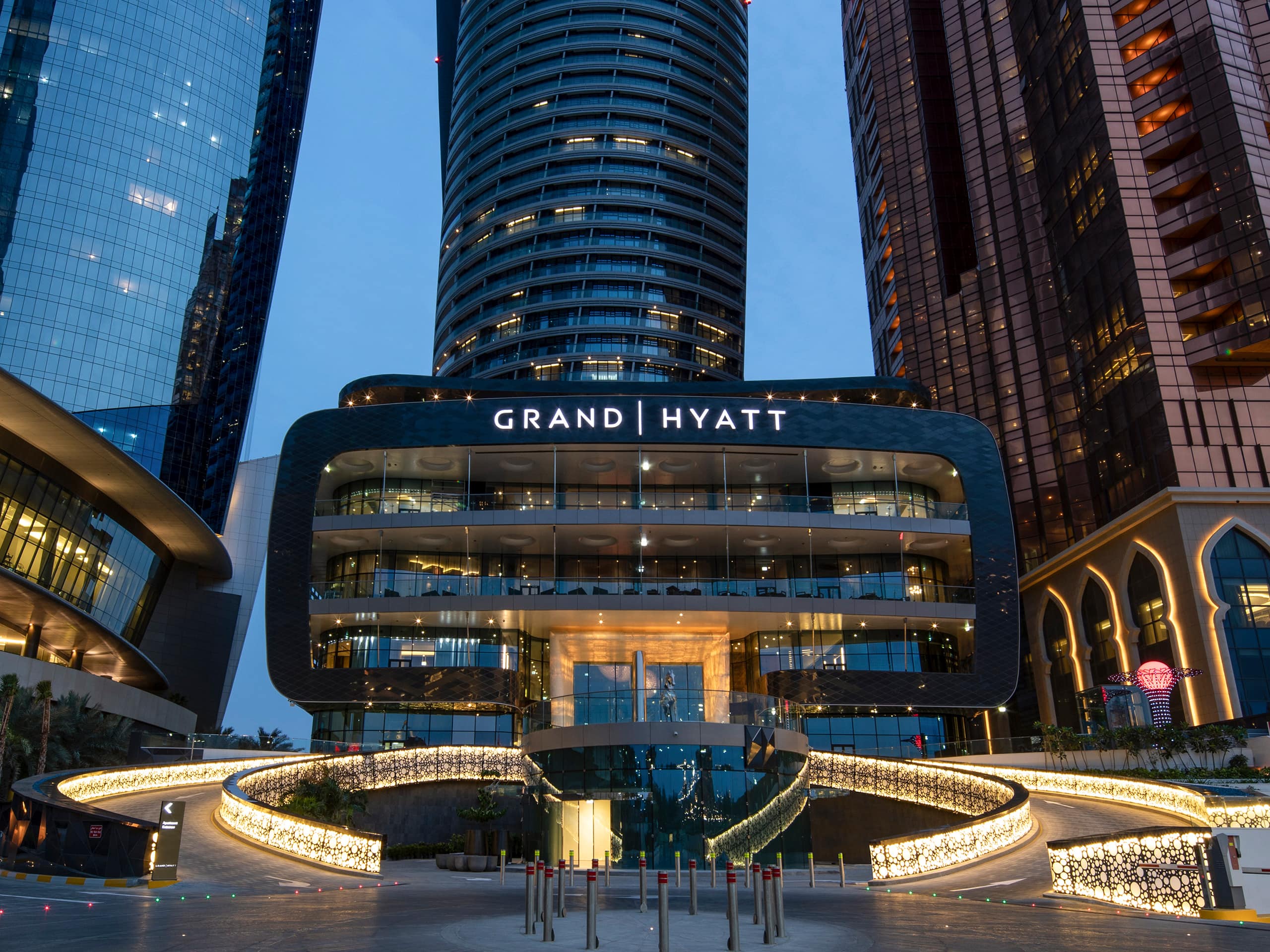 5 Star Hotel In Abu Dhabi Corniche | Grand Hyatt Abu Dhabi