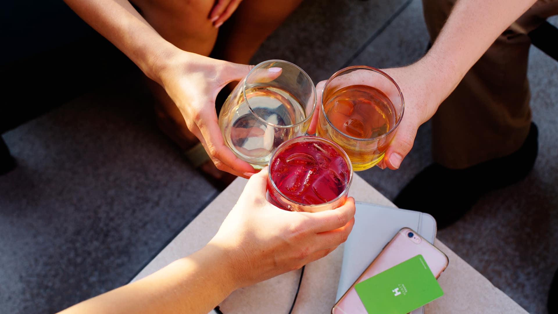 Hyatt House HH_P196 Cheers