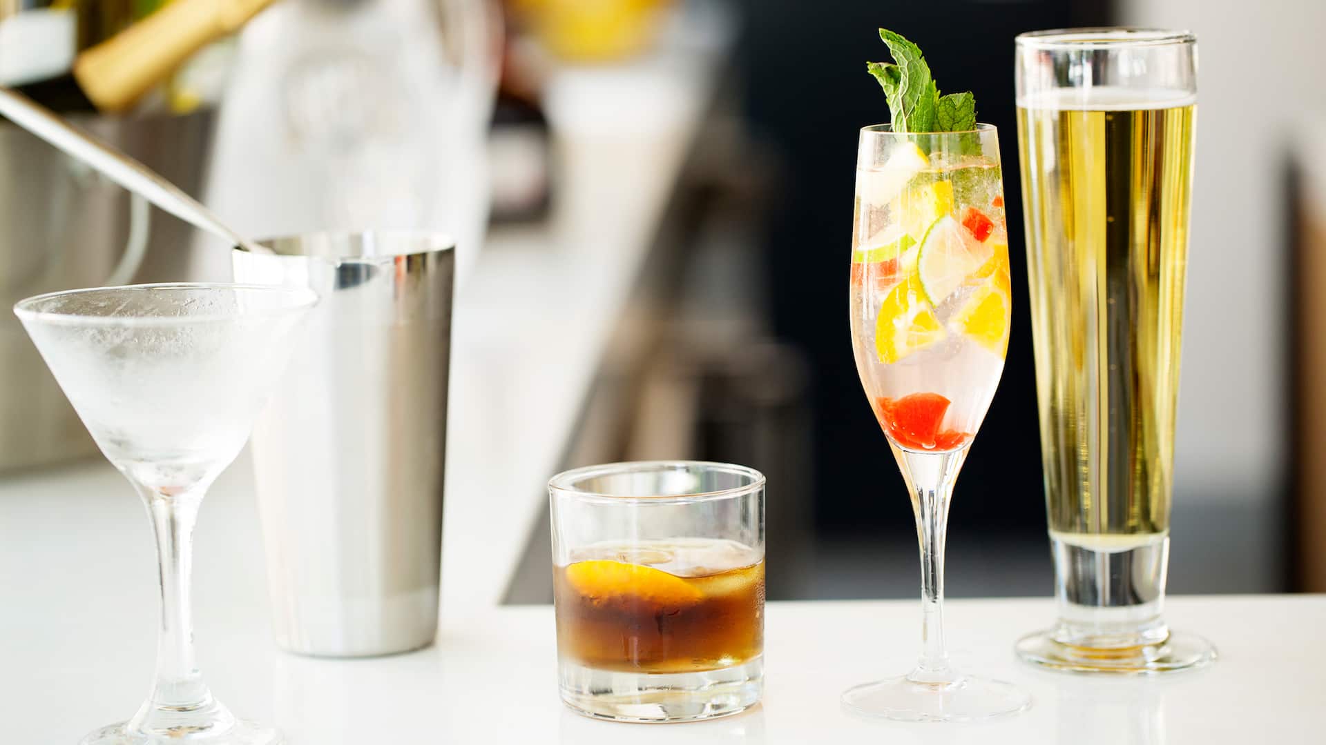 Hyatt House HH_P199 Cocktails