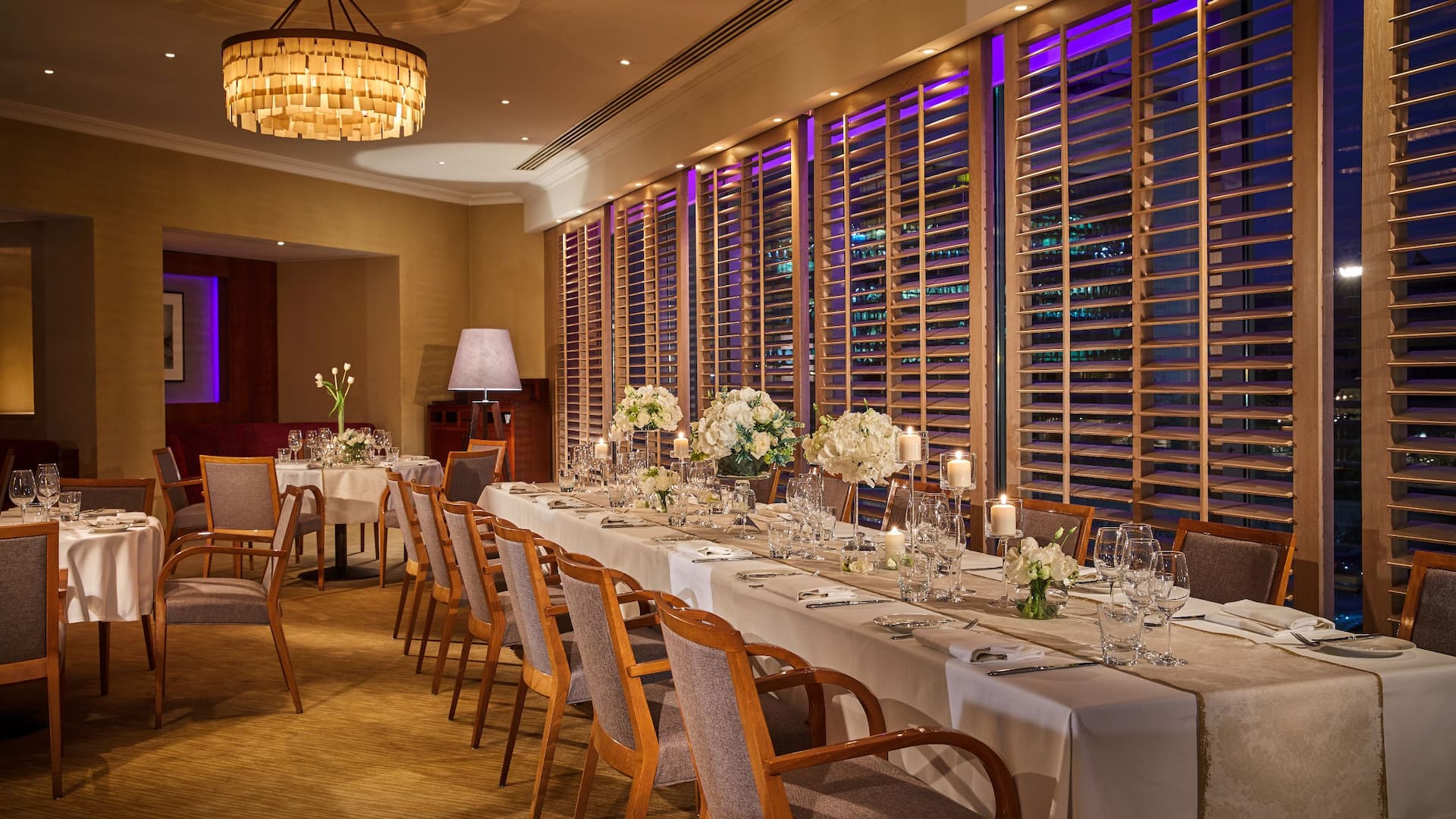 Hyatt Regency Belgrade Metropolitan Grill Wedding Setup