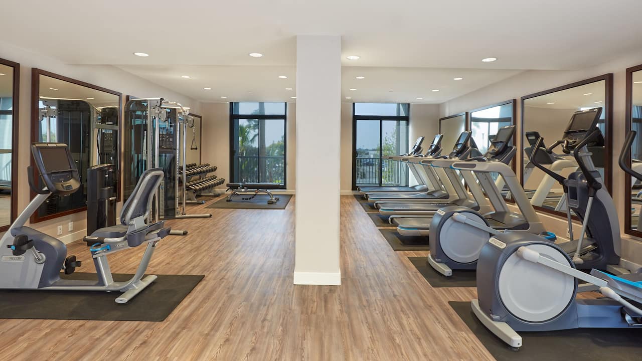 Fitness room with treadmills and stationary bikes