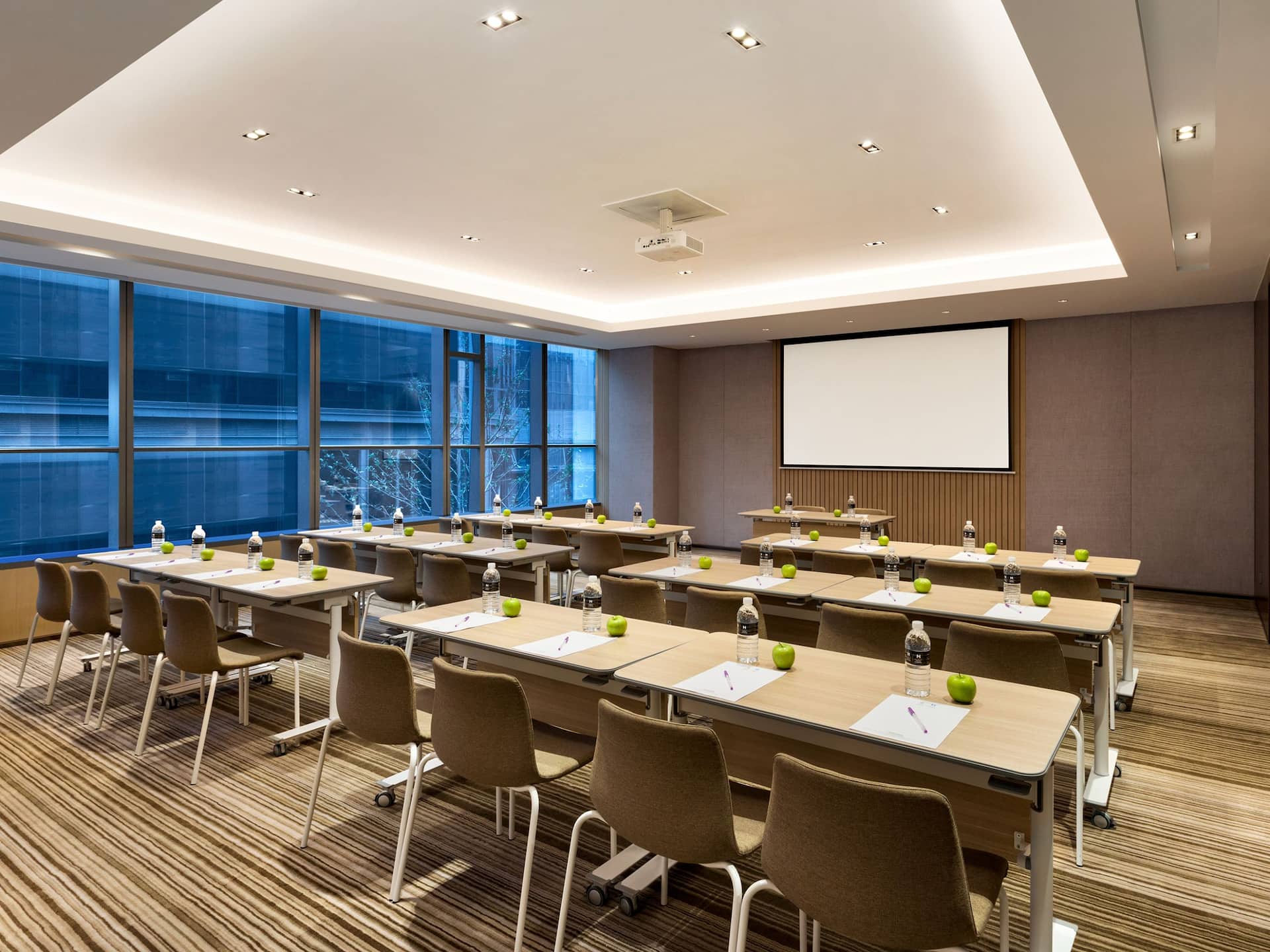 Hyatt House Shanghai Hongqiao CBD Meeting Place Classroom