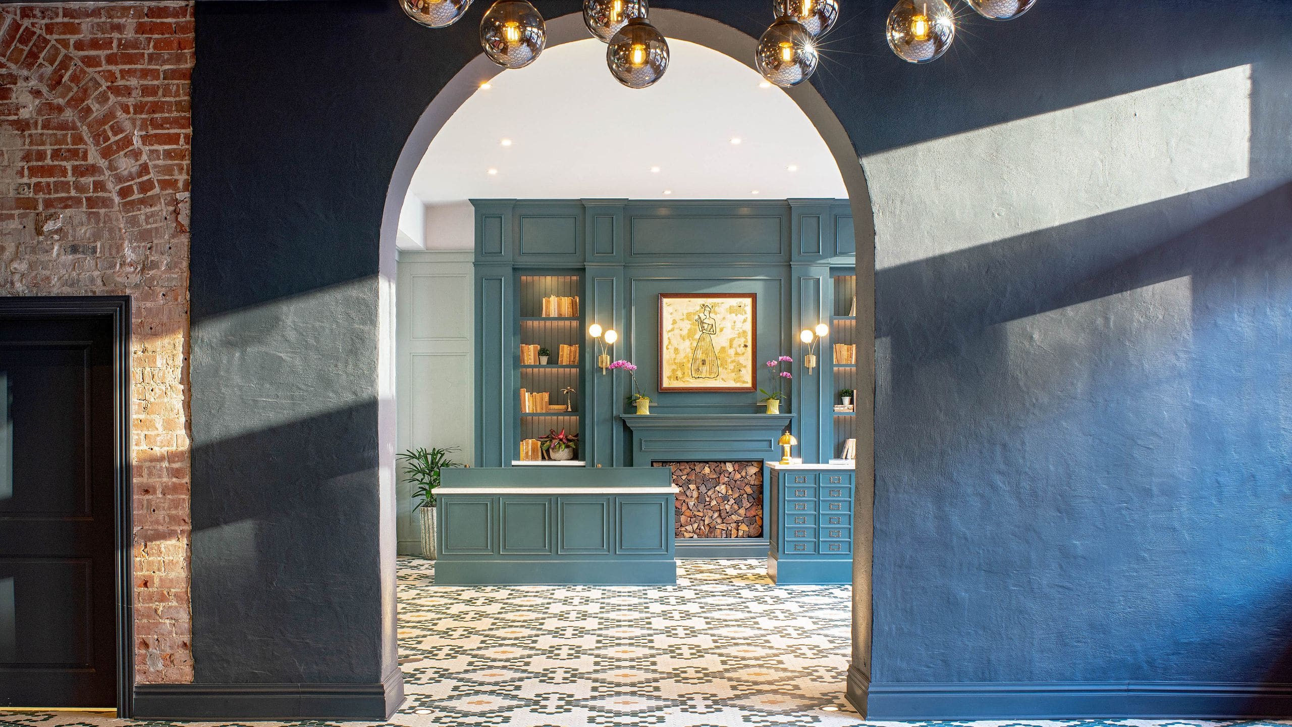 The Eliza Jane Front Desk