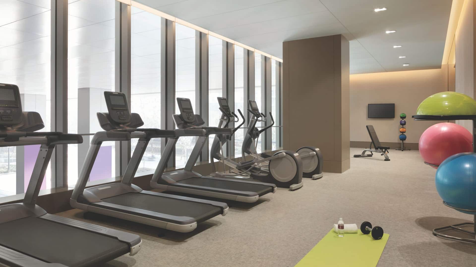 Hyatt Place Shanghai Tianshan Plaza Gym Room