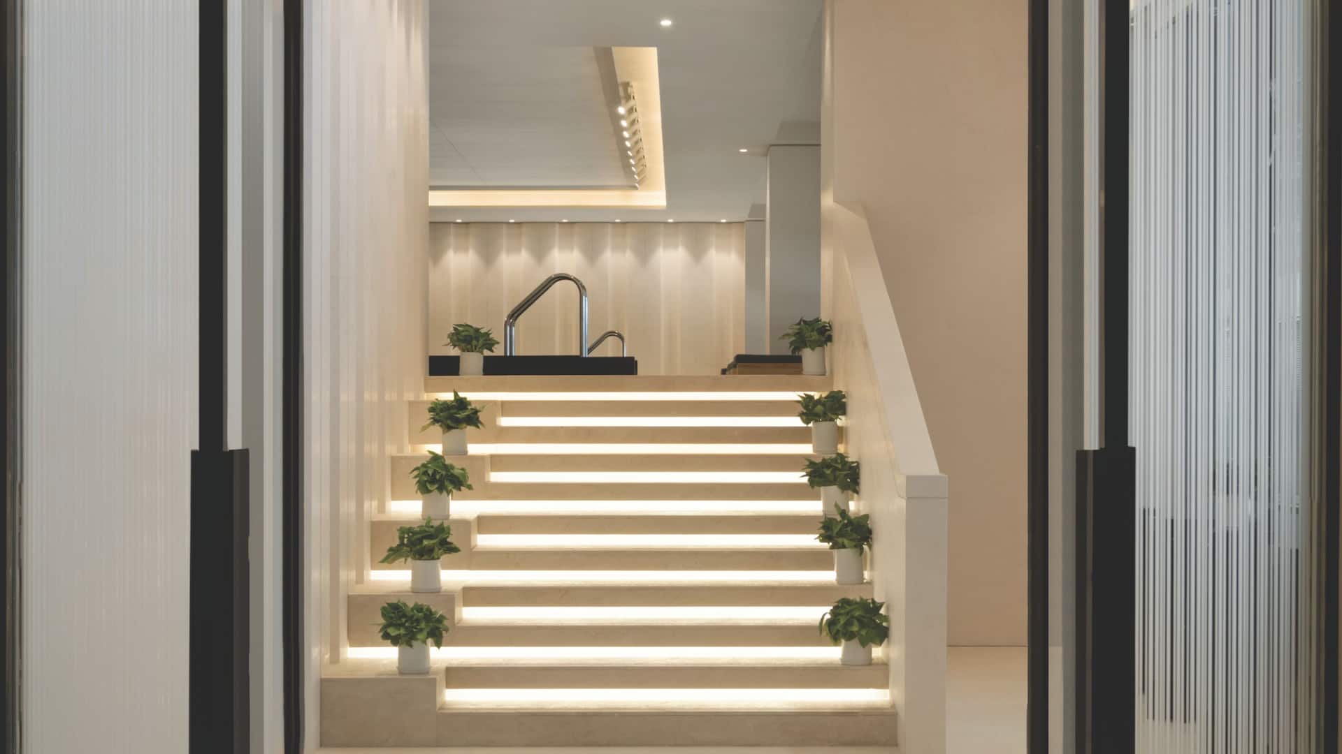 Hyatt Place Shanghai Tianshan Plaza Swimming Pool