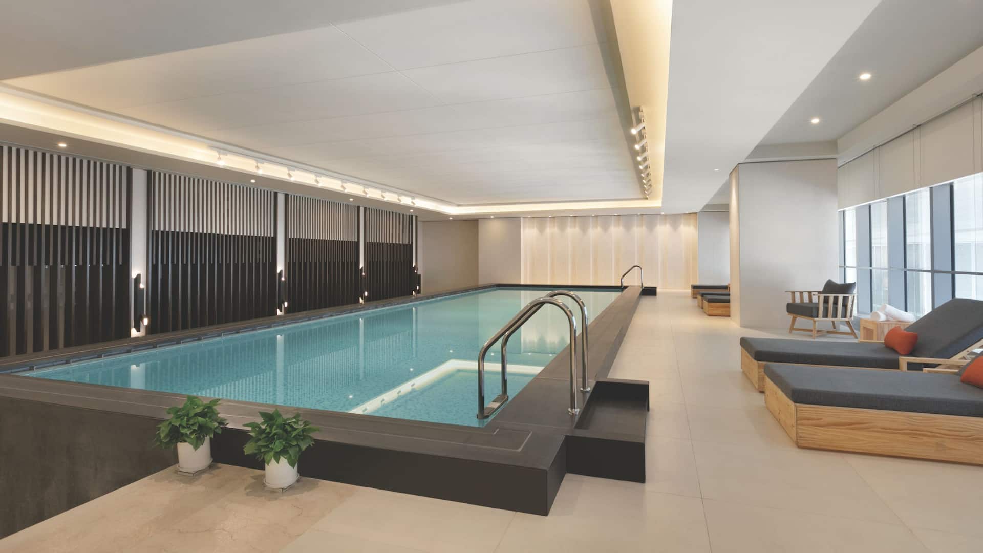 Hyatt Place Shanghai Tianshan Plaza Swimming Pool
