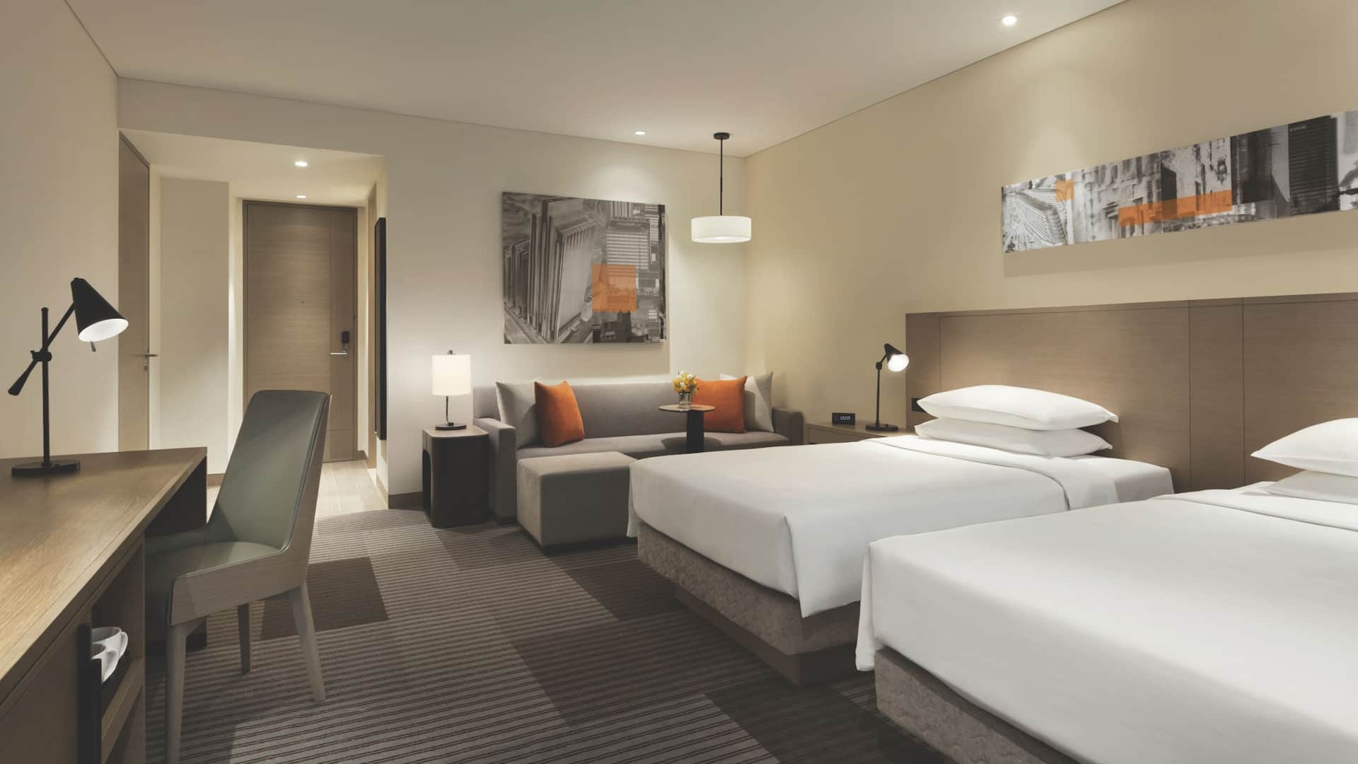 1/2 Hyatt Place Shanghai Tianshan Plaza Two Twin Beds Standard Guestroom