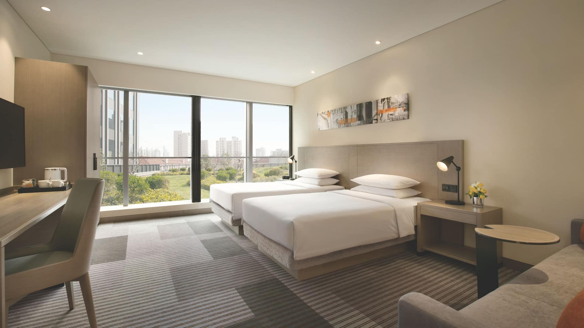 1/2 Hyatt Place Shanghai Tianshan Plaza Two Twin Beds View Guestroom