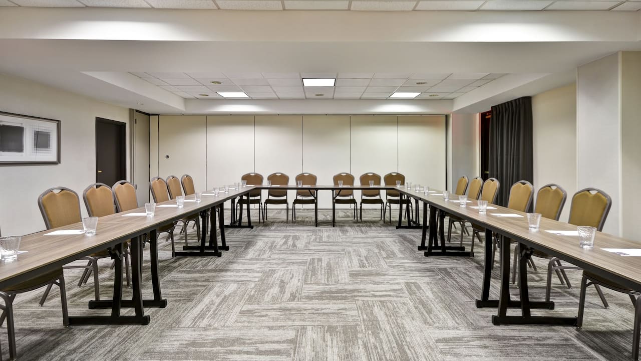 Meeting Room U Shape