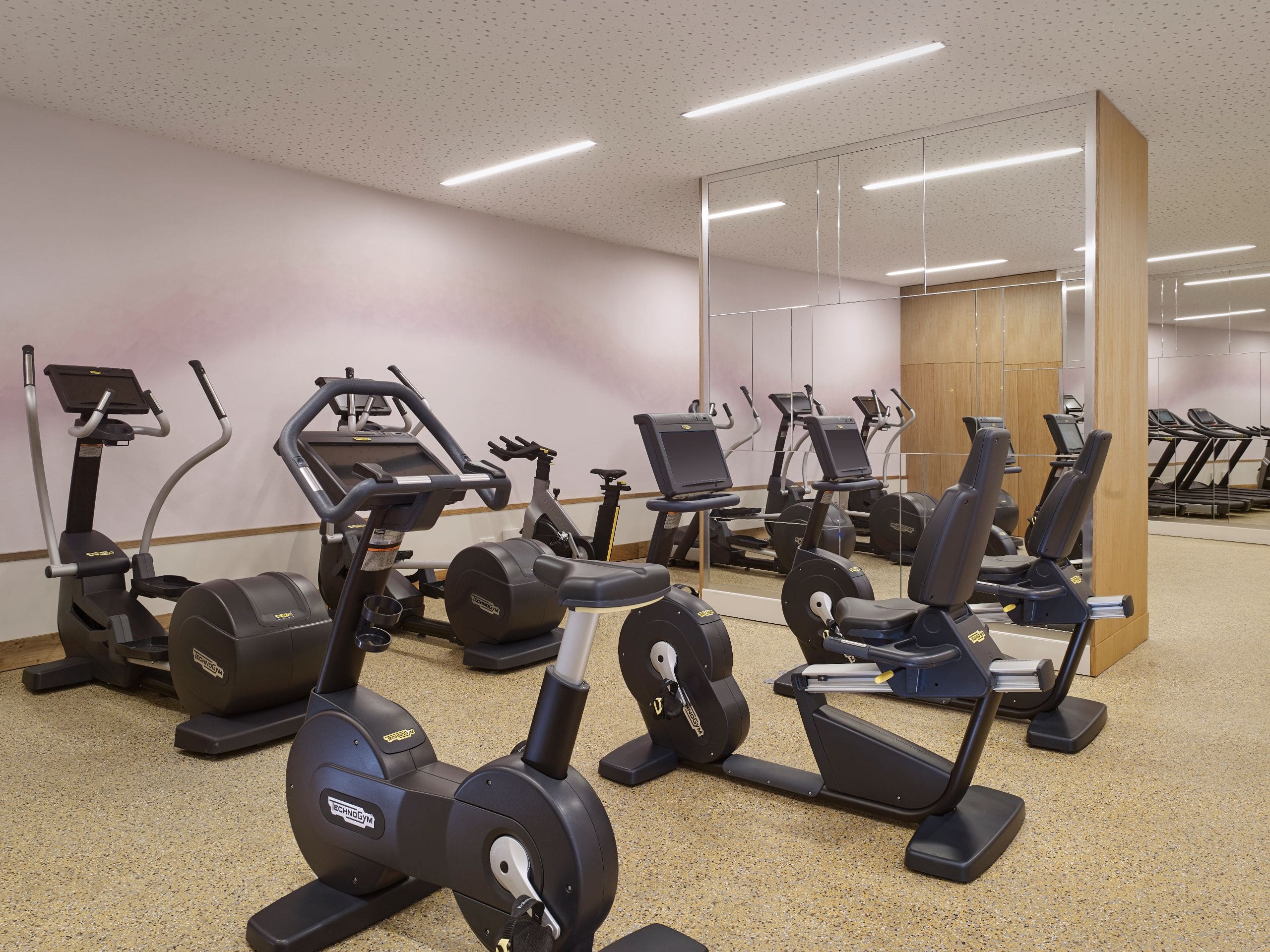 fitness escort paris