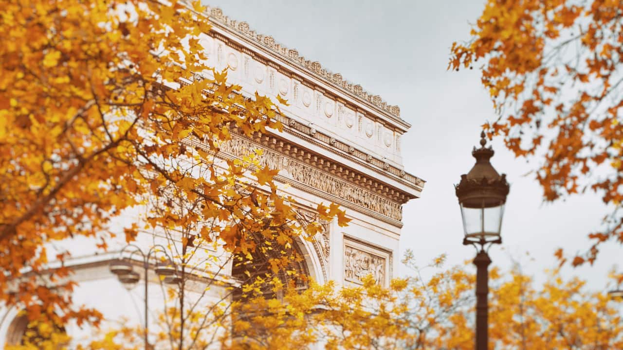 Things to do in Paris - Arc de Triomph Fall Leaves - Hyatt Regency Paris Etoile