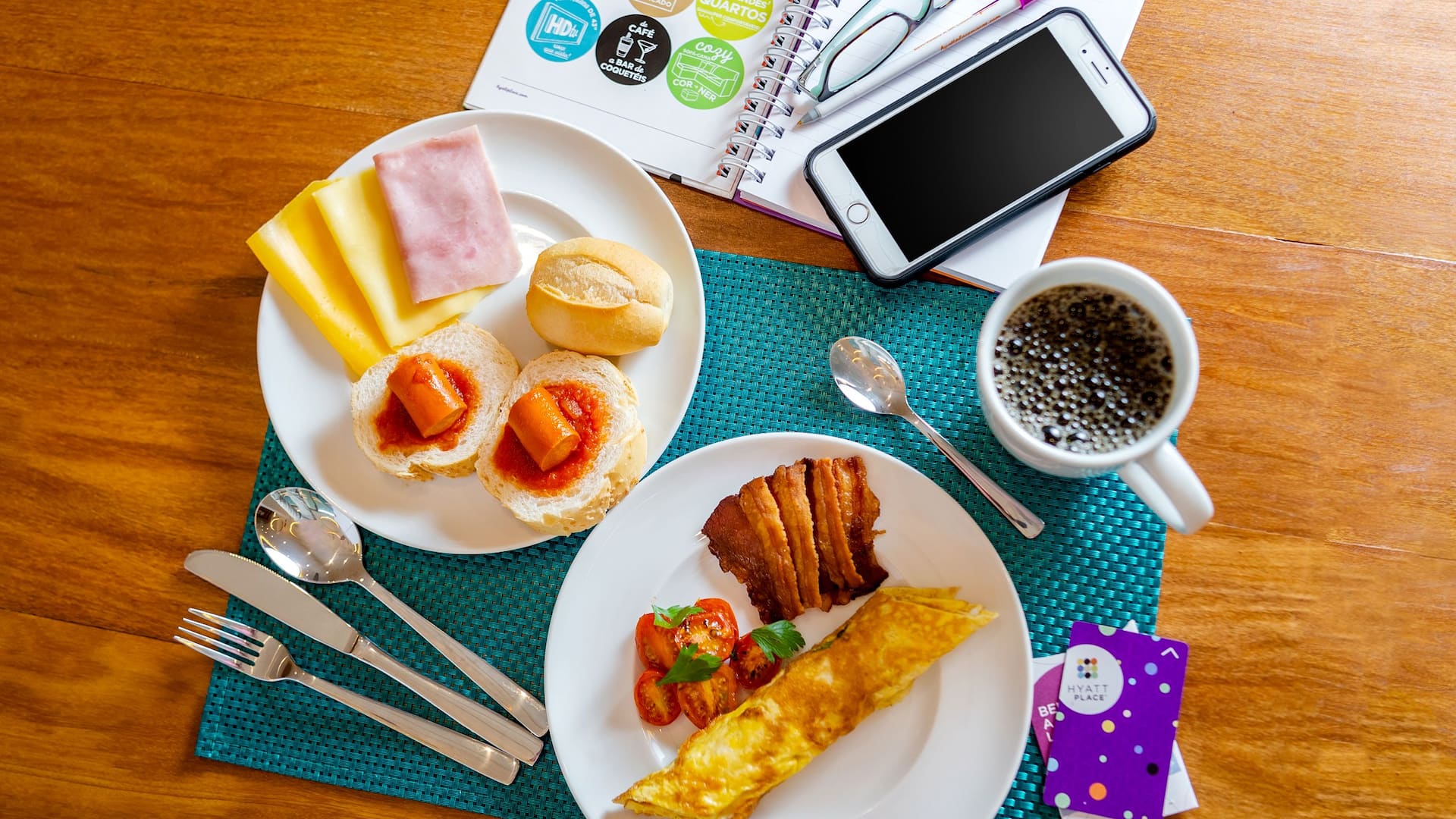 Hyatt Place Macaé Breakfast Spread