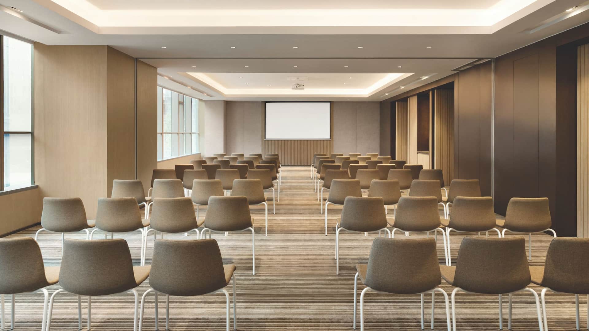 Hyatt House Shanghai Hongqiao CBD Meeting Place Theatre