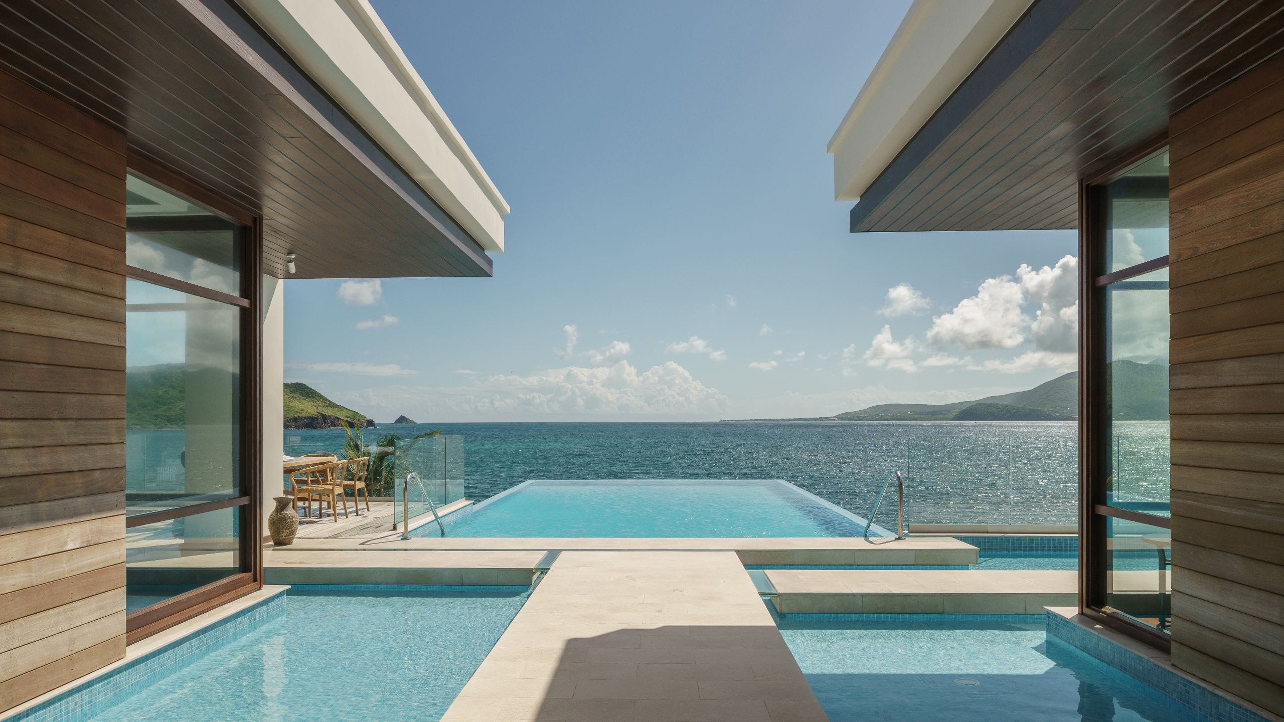 2 von 8 Park Hyatt St. Kitts Christophe Harbour Presidential Villa Pool One