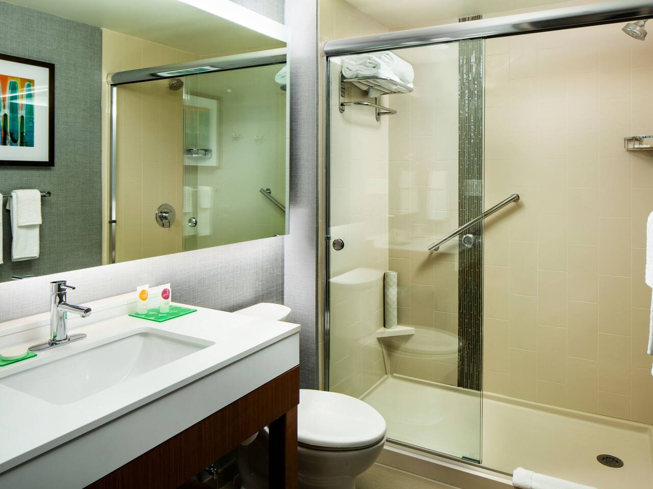 guestroom bathroom