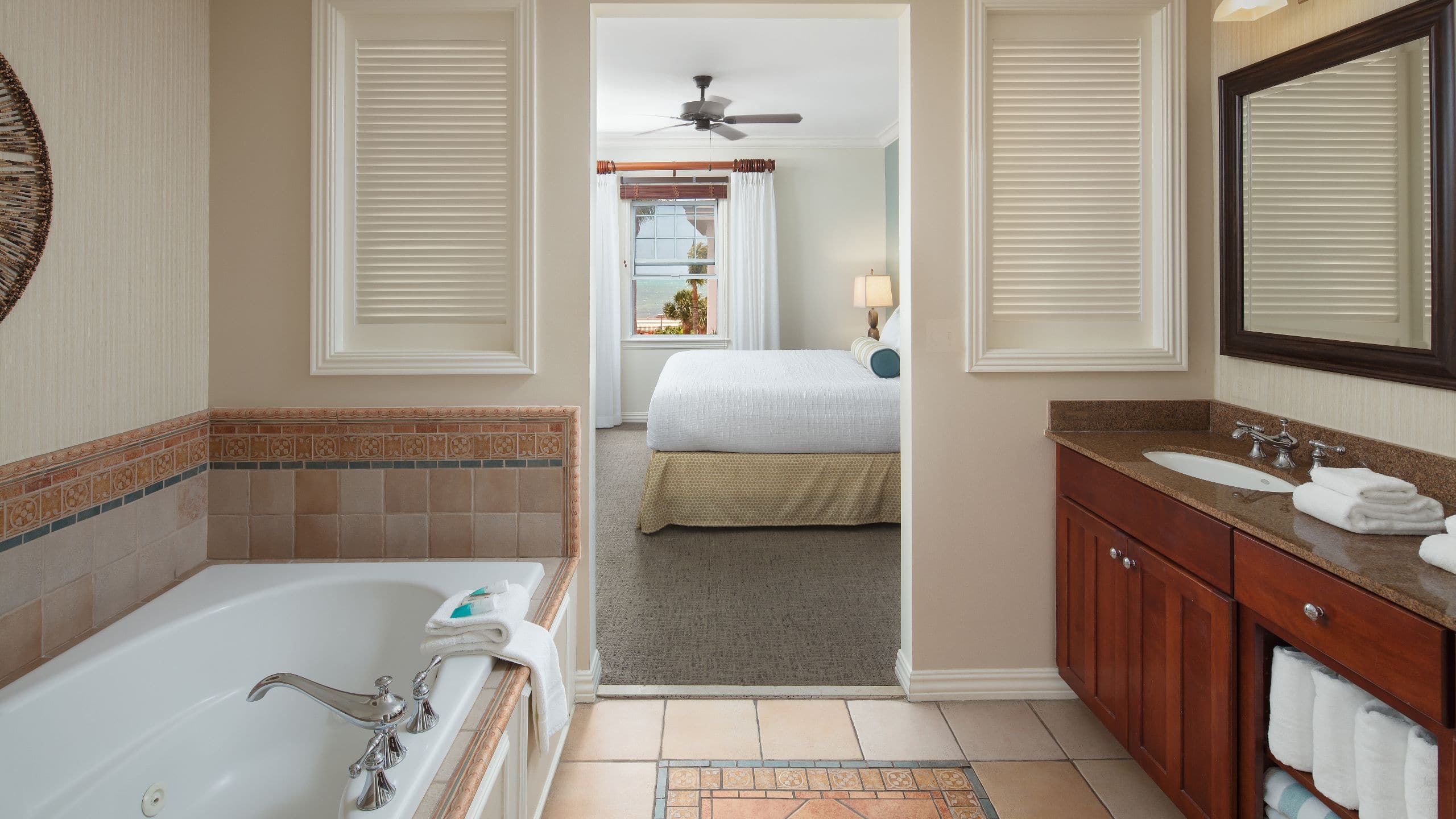 Hyatt Residence Club Key West, Windward Pointe Master Bedroom Bathroom